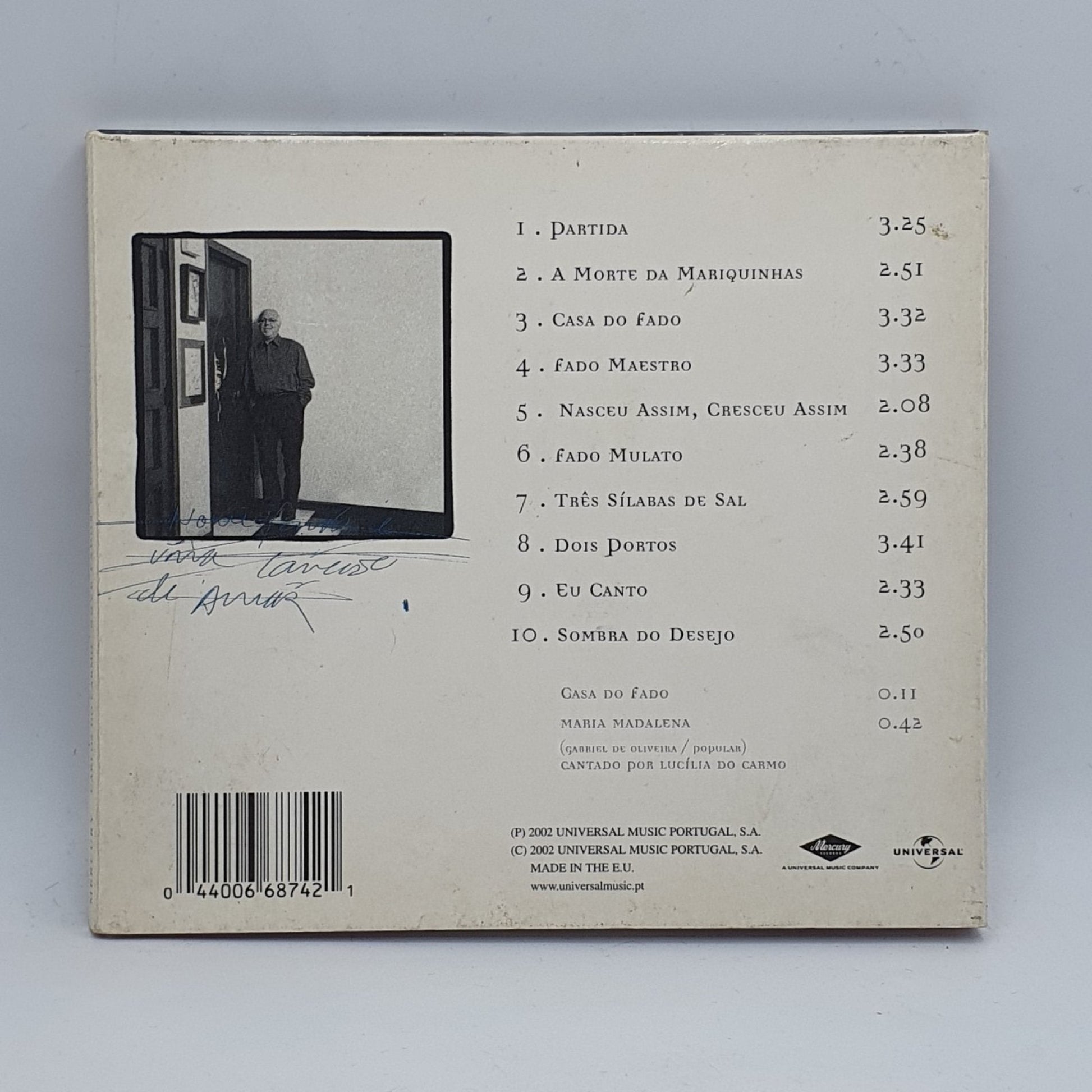 Carlos Do Carmo ‎– Nove Fados E Uma Canção De Amor - Vinyl Store Online