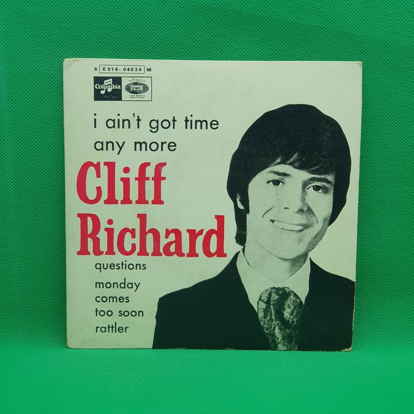 Cliff Richard ‎– I Ain't Got Time Anymore - Vinyl Store Online