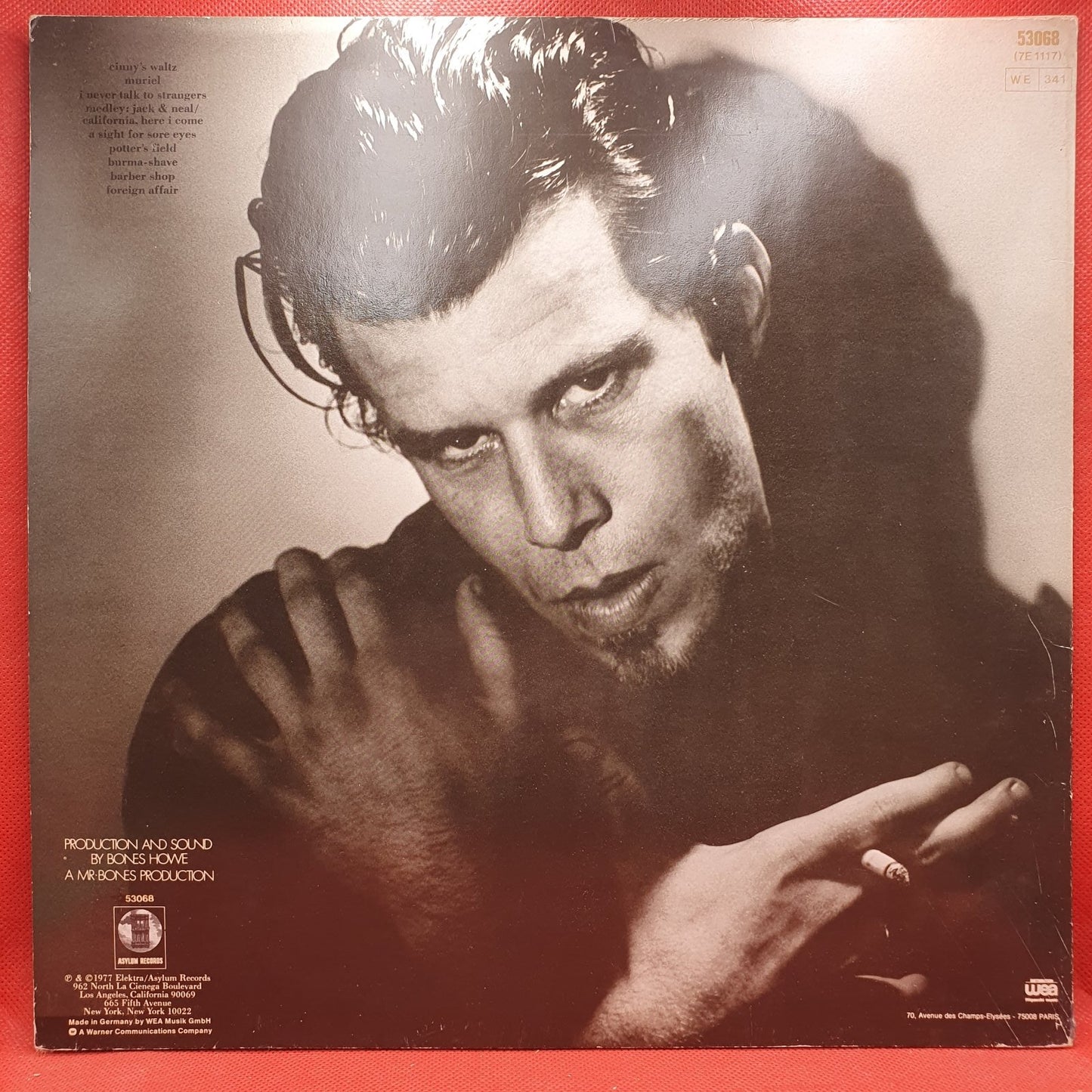 Tom Waits - Foreign Affairs (LP) · fotografia 2