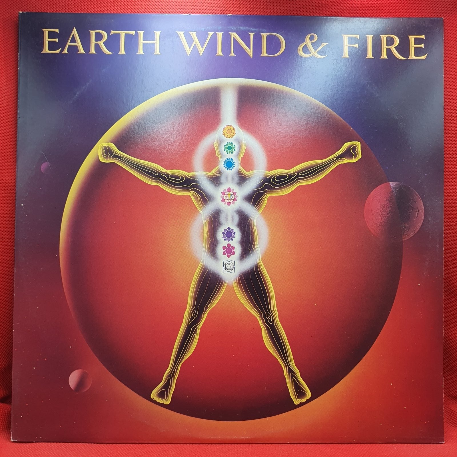 Earth, Wind & Fire - Powerlight (LP) · fotografia 1
