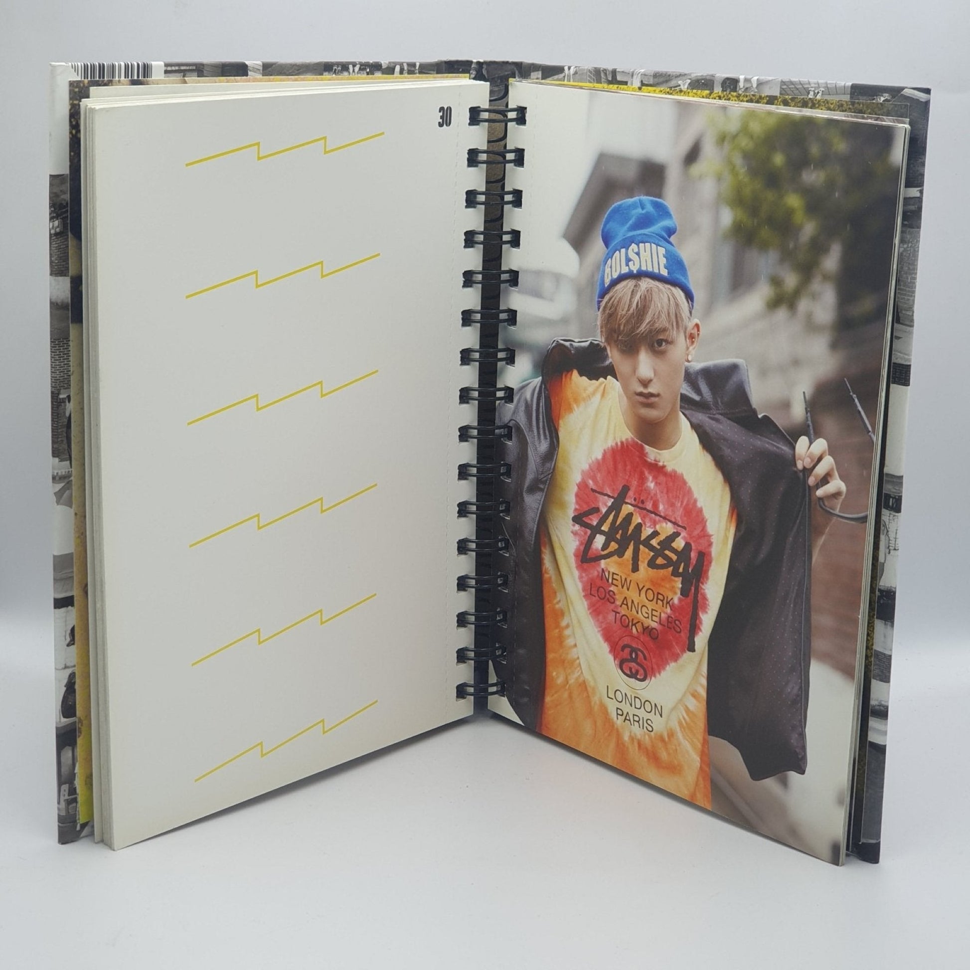 Exo (12) ‎– The 1st Album 'Xoxo' (Repackage) - Vinyl Store Online