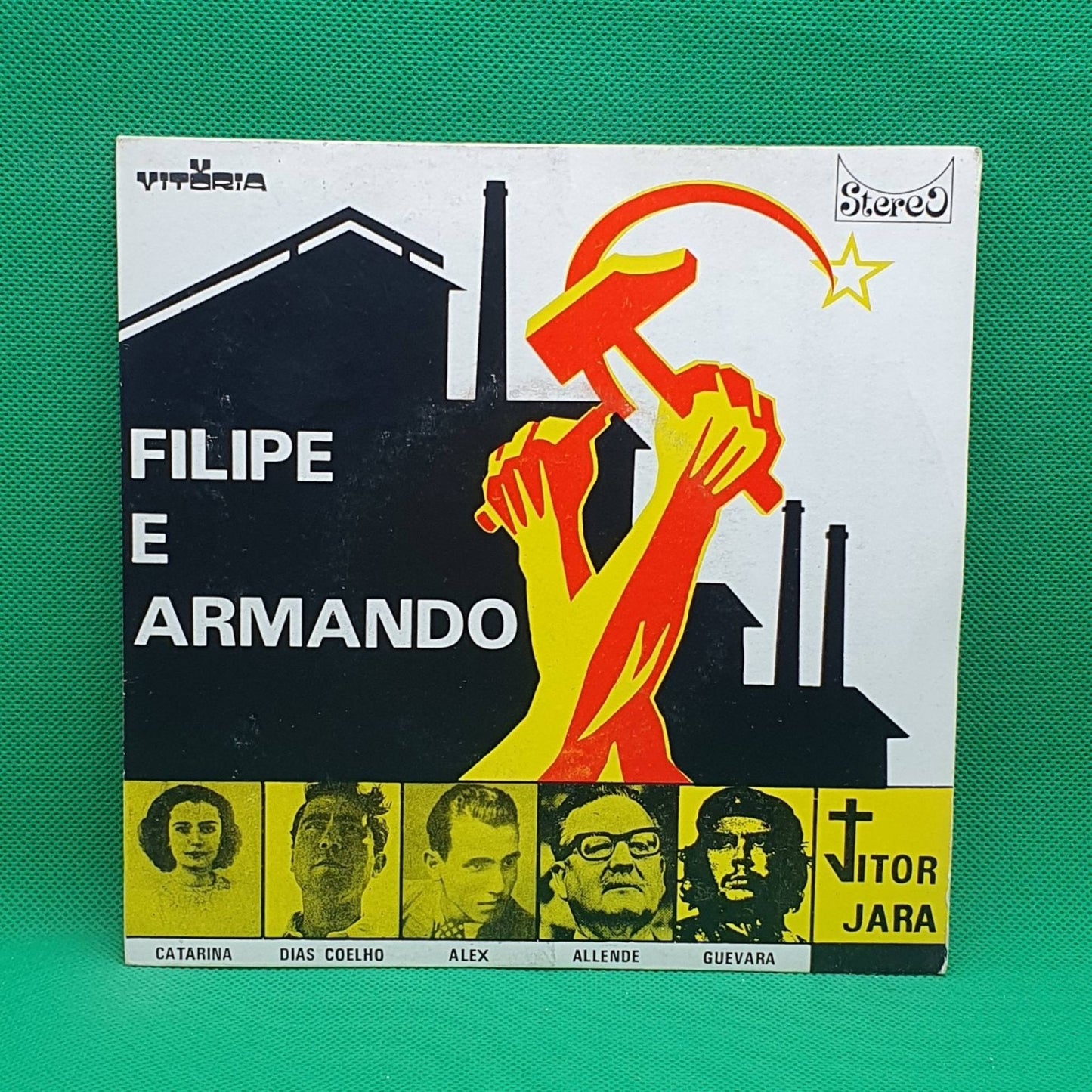 Filipe E Armando ‎– A Luta Não Vai Parar - Vinyl Store Online