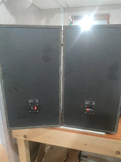 Colunas (Pioneer ?) ST-271 muito bom estado 100W