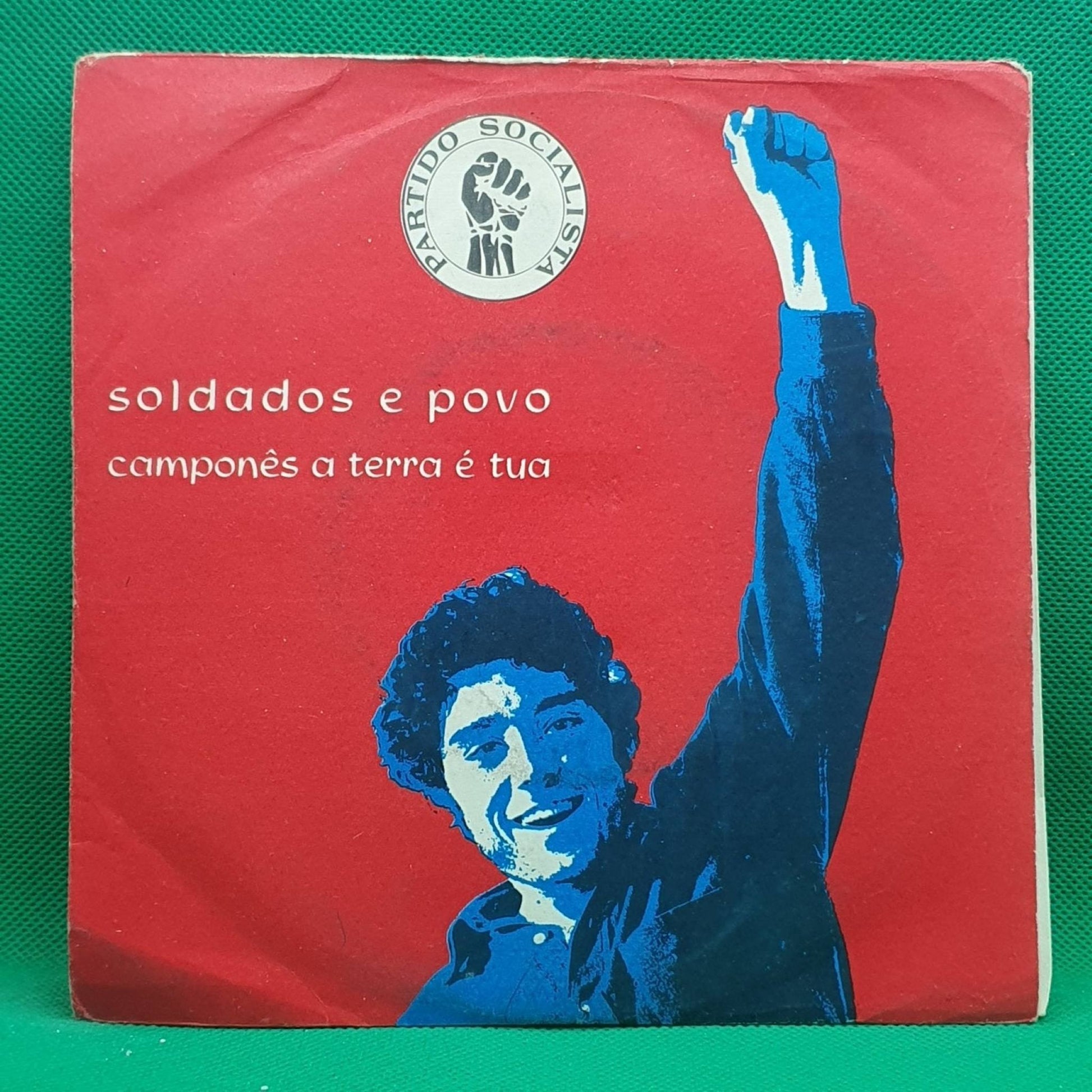 João Dias, Arlindo De Carvalho ‎– Soldados E Povo / Camponês A Terra É Tua - Vinyl Store Online