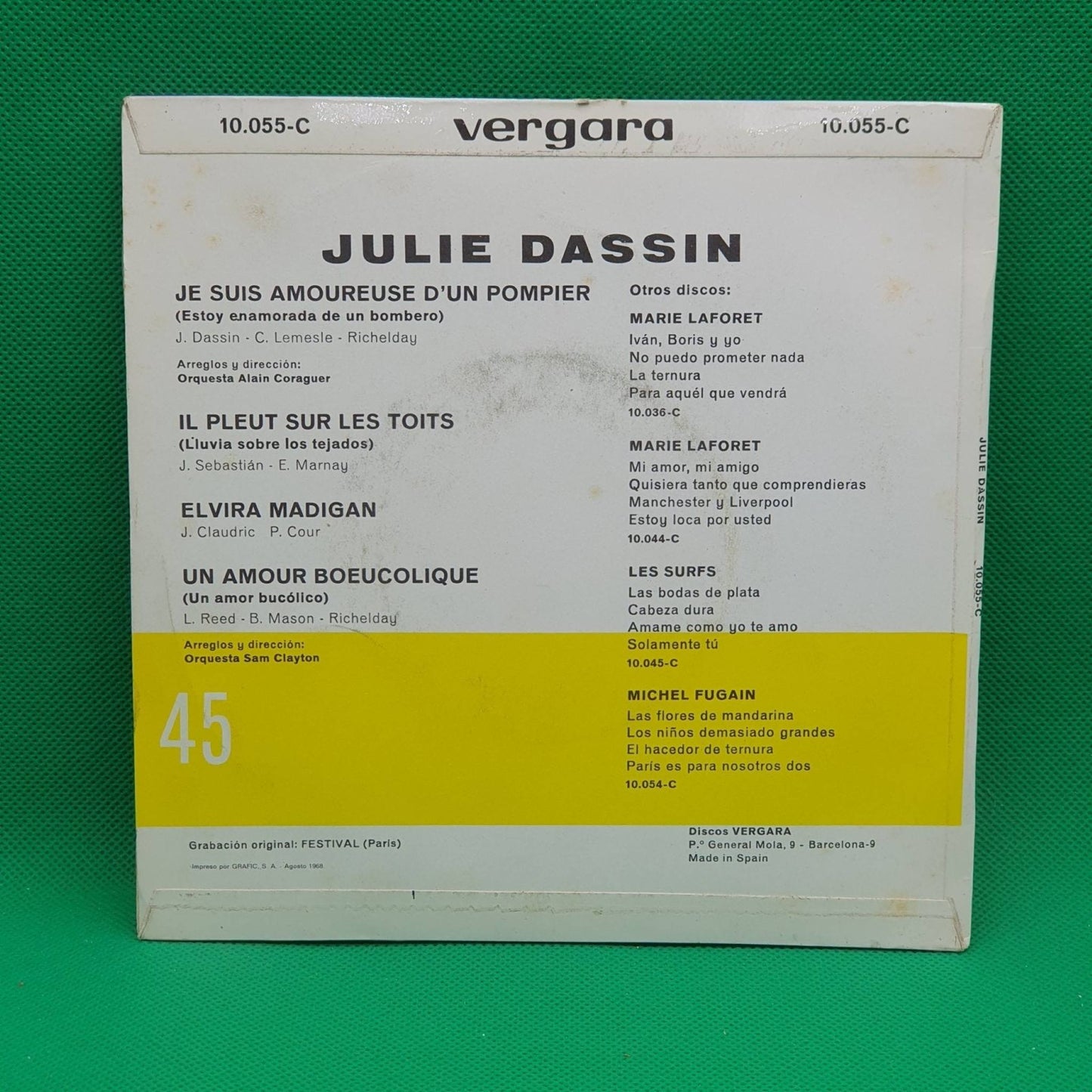 Julie D. ‎– Je Suis Amoureuse D'un Pompier / Elvira Madigan - Vinyl Store Online