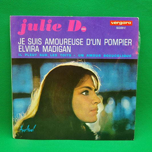 Julie D. ‎– Je Suis Amoureuse D'un Pompier / Elvira Madigan - Vinyl Store Online