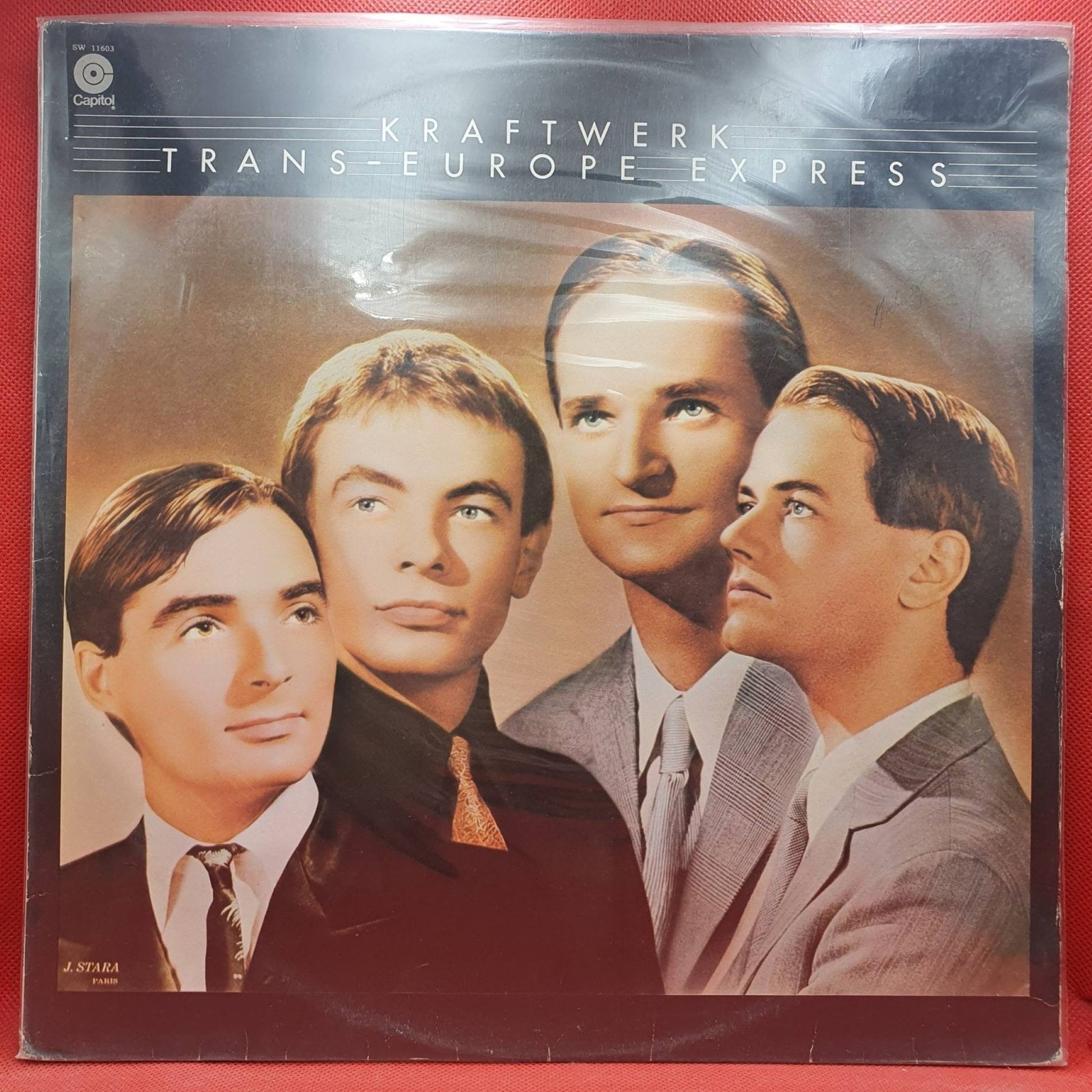 Kraftwerk ‎– Trans Europe Express - Vinyl Store Online