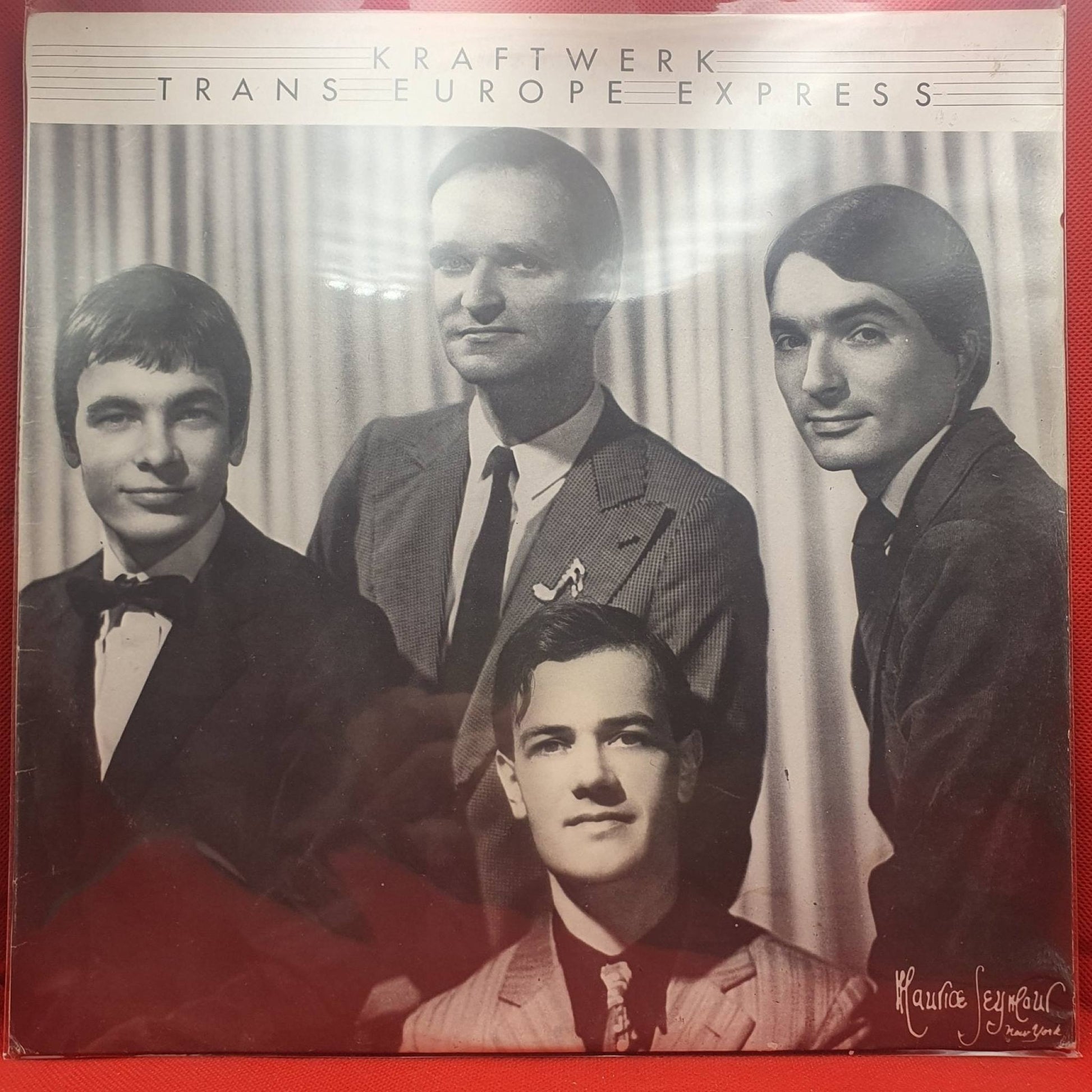 Kraftwerk ‎– Trans Europe Express - Vinyl Store Online