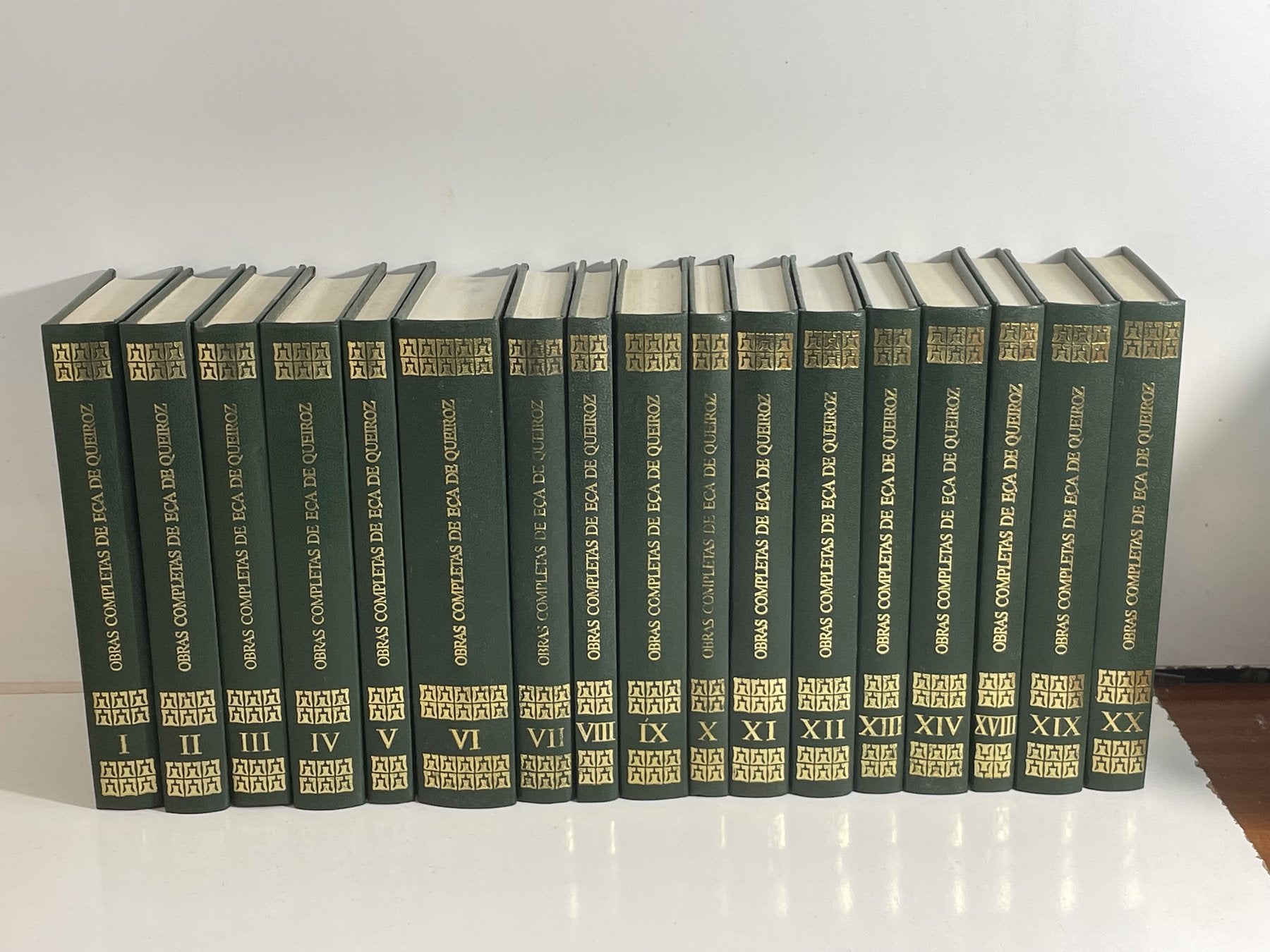Lote de Livros- Obras Completas de Eça de Queiroz (quase completo) · fotografia 1