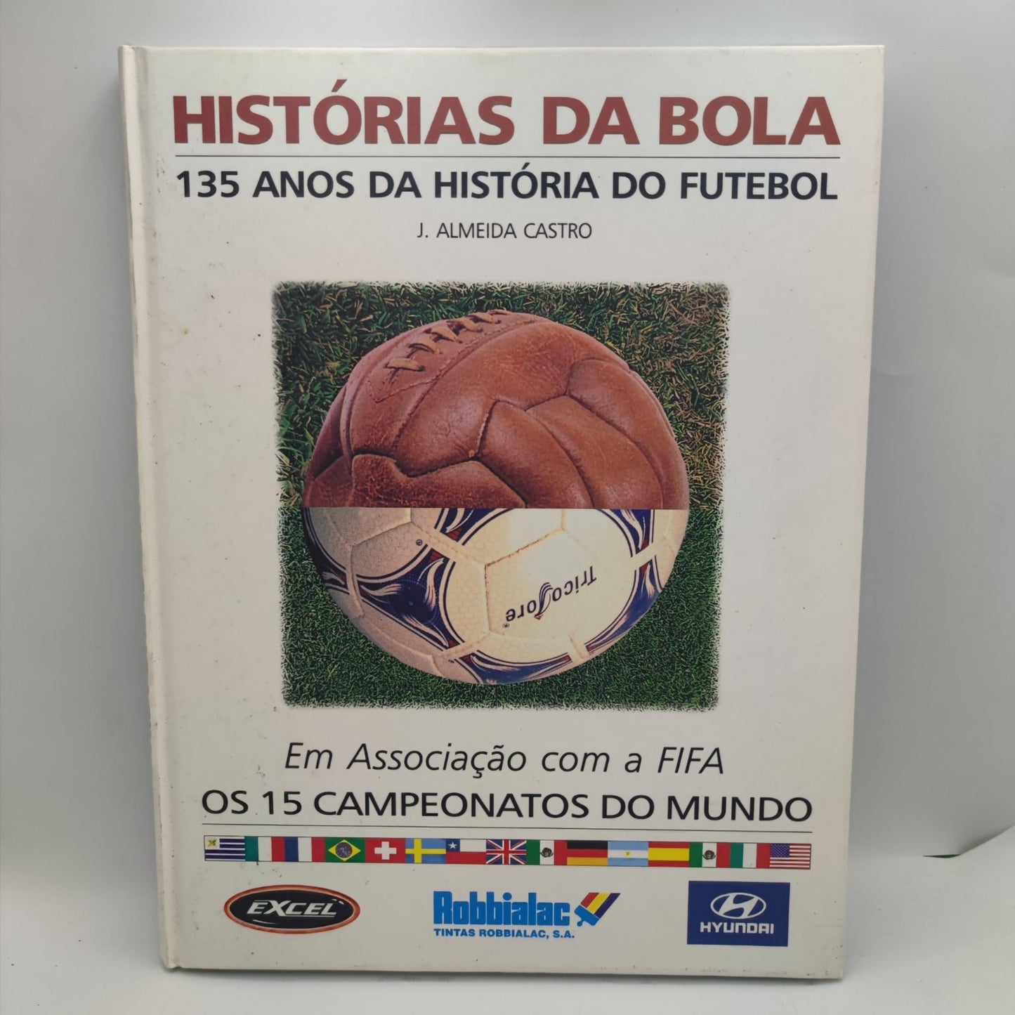 Livro-Ref:Part-3- Histórias da bola · fotografia 1