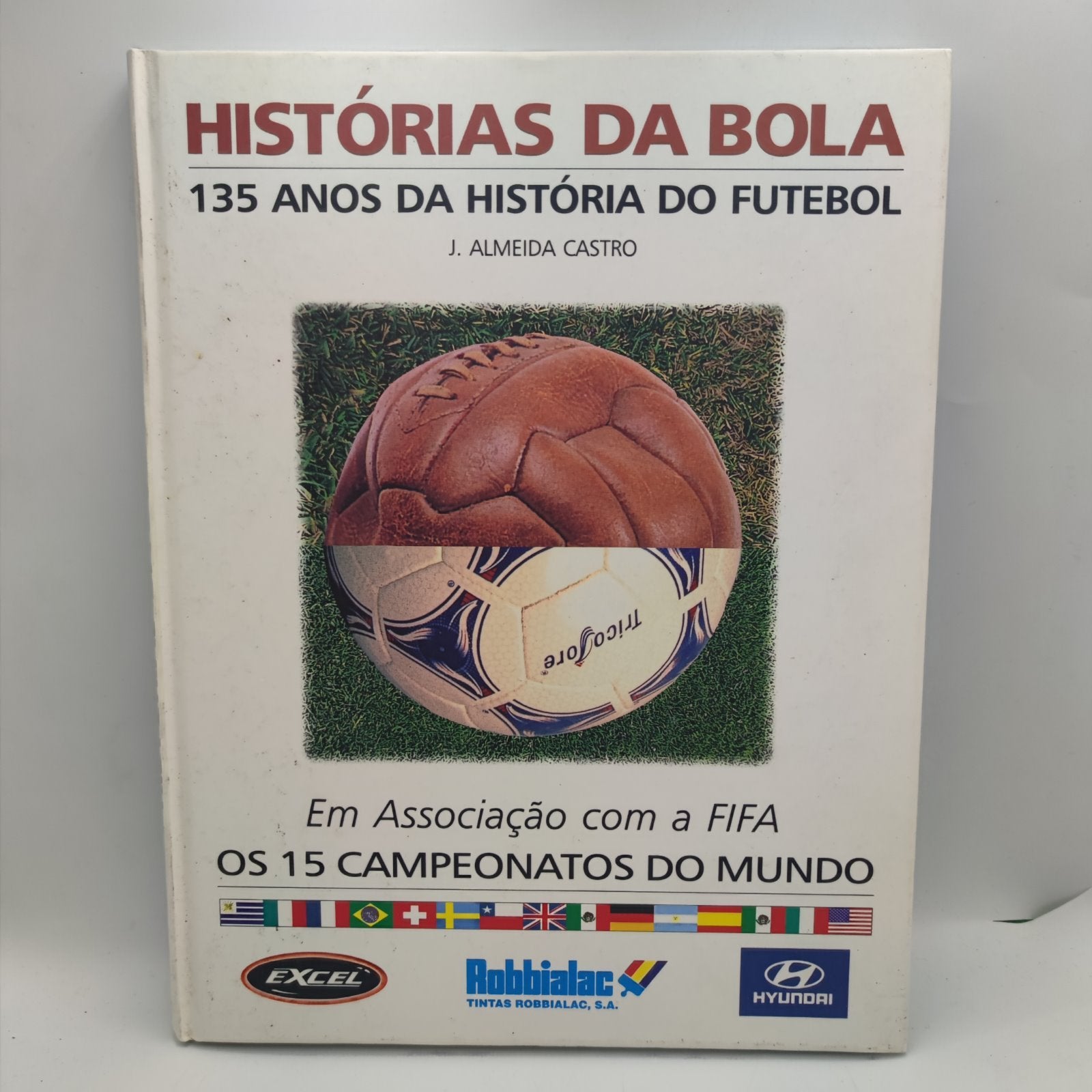 Livro-Ref:Part-3- Histórias da bola · fotografia 1