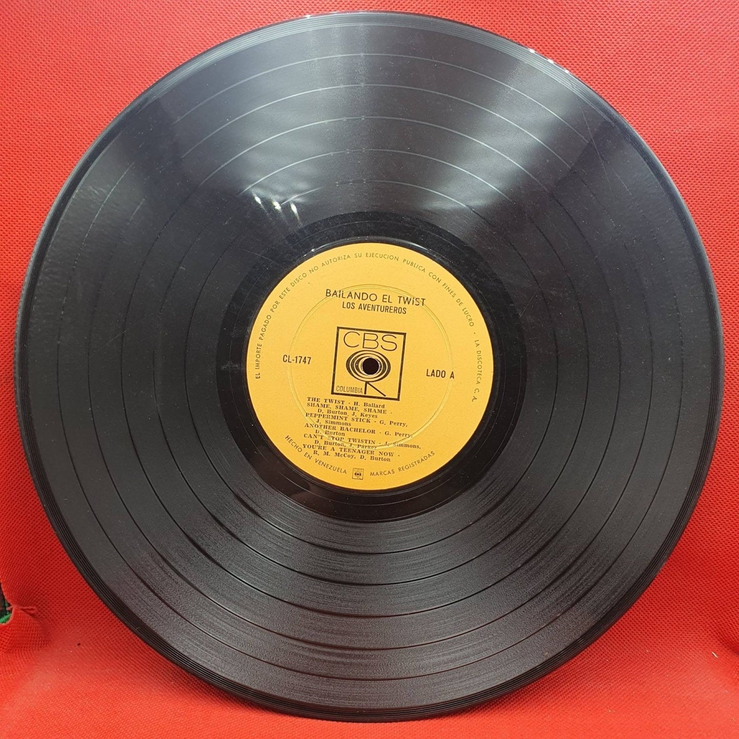 Los Aventureros ‎– Bailando El Twist - Vinyl Store Online