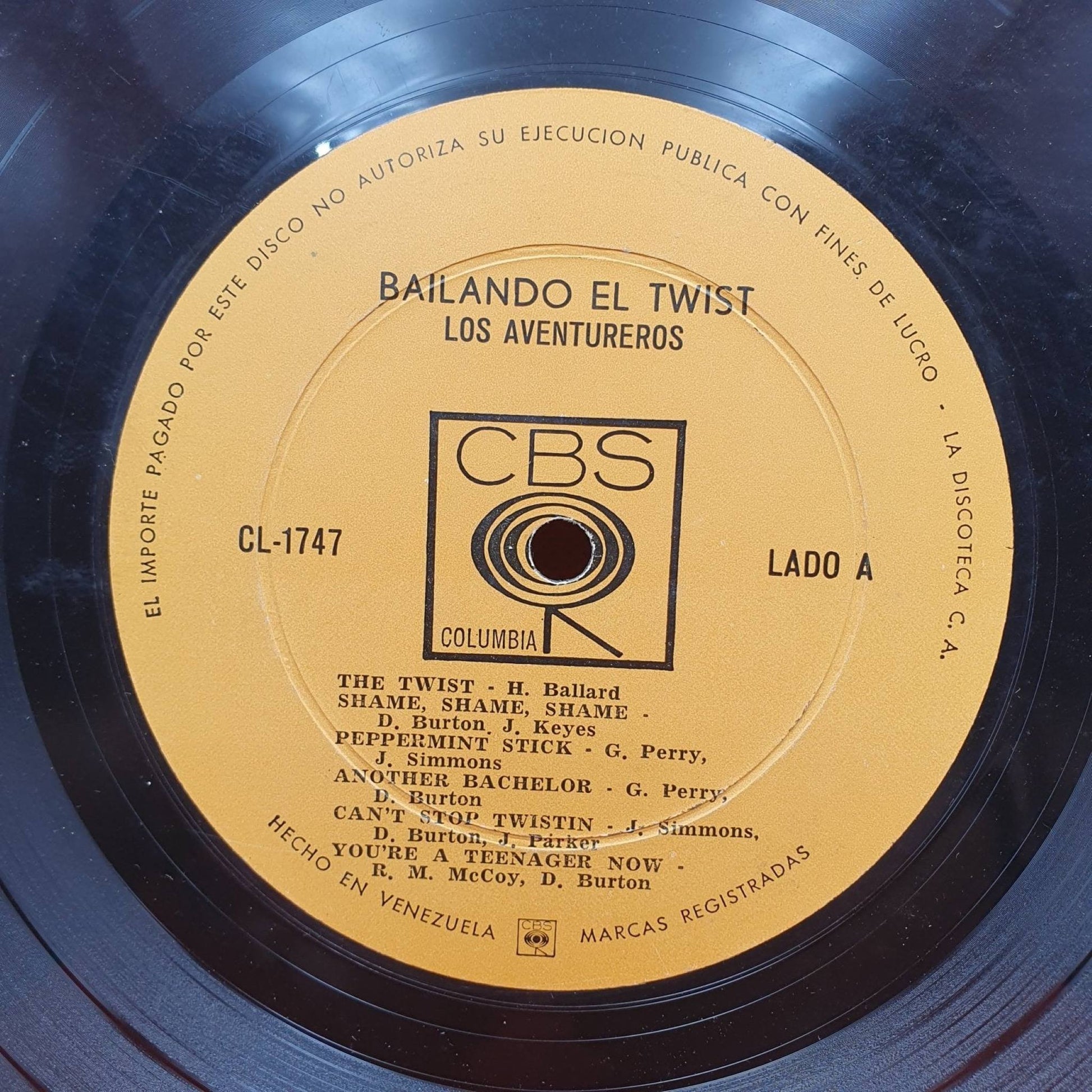 Los Aventureros ‎– Bailando El Twist - Vinyl Store Online