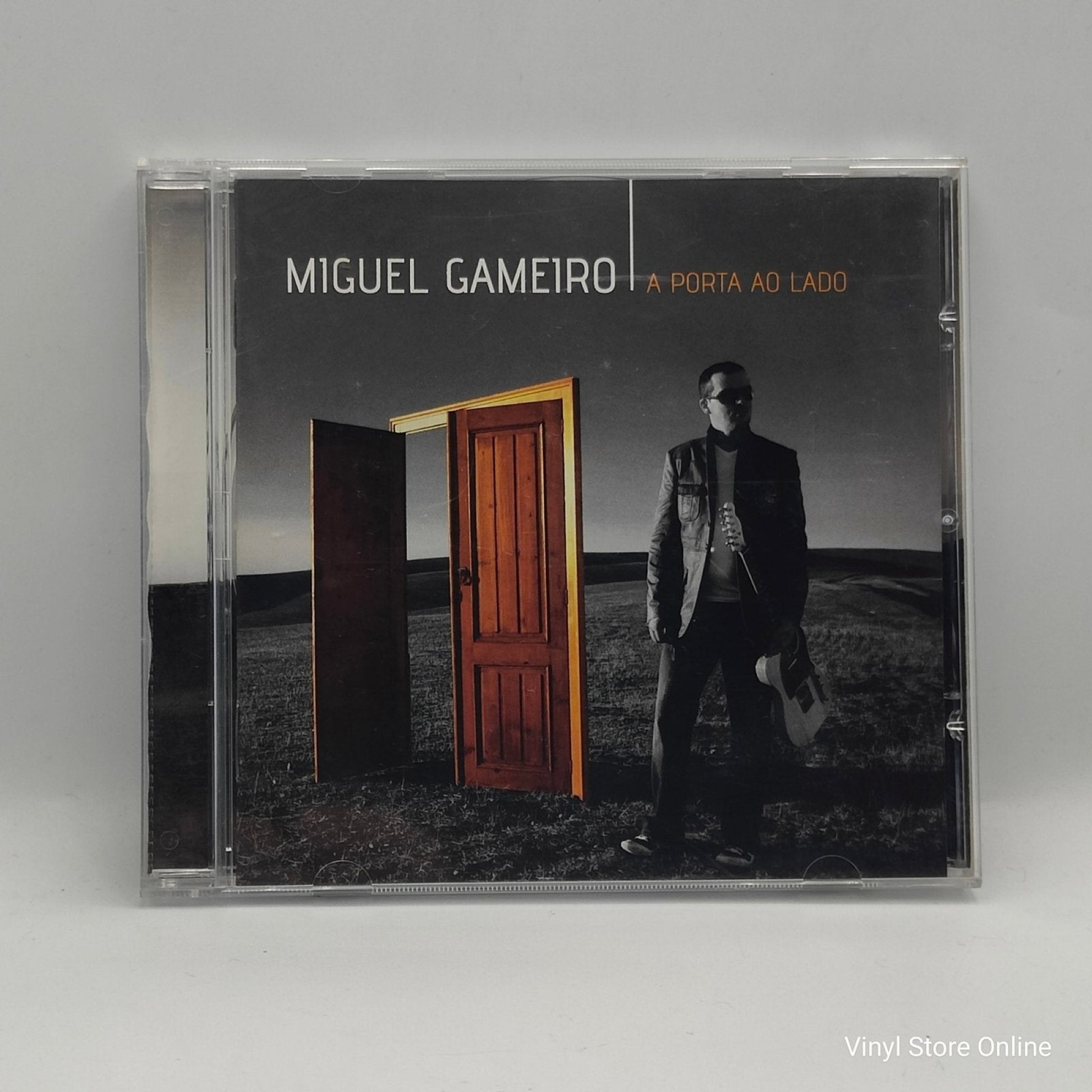 Miguel Gameiro ‎– A Porta Ao Lado - Vinyl Store Online
