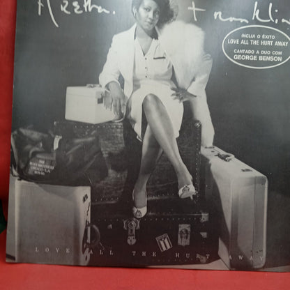 Aretha Franklin - Love All The Hurt Away (LP) · fotografia 1 · VSO#113-319