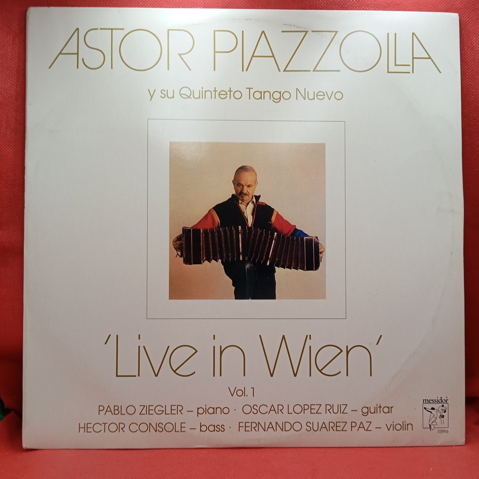 Astor Piazzolla Y Su Quinteto Tango Nuevo - Live In Wien Vol. 1 (LP) · fotografia 1 · VSO#118-307