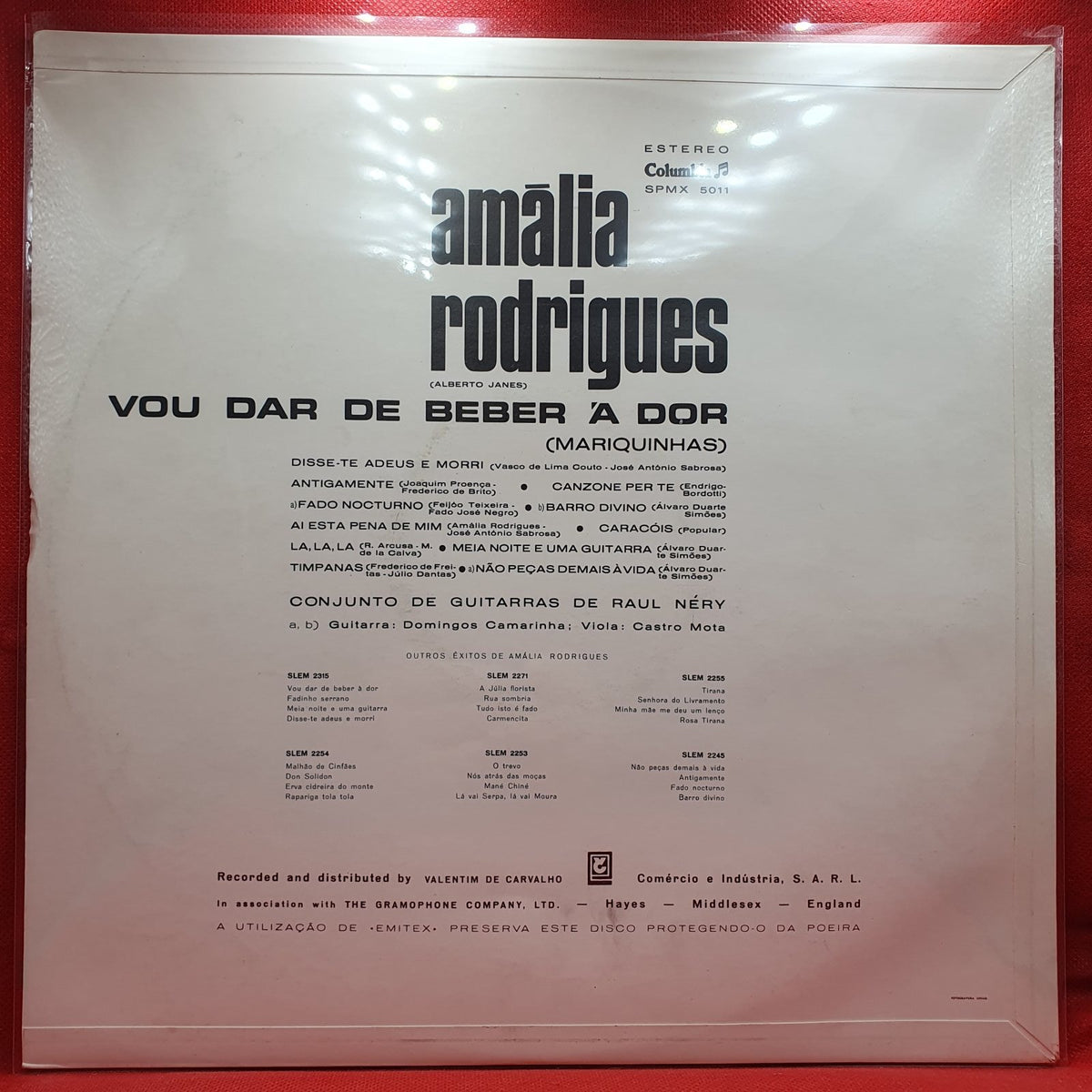 Amália Rodrigues - Vou Dar De Beber À Dor (LP) · fotografia 2 · VSO#1420-3688