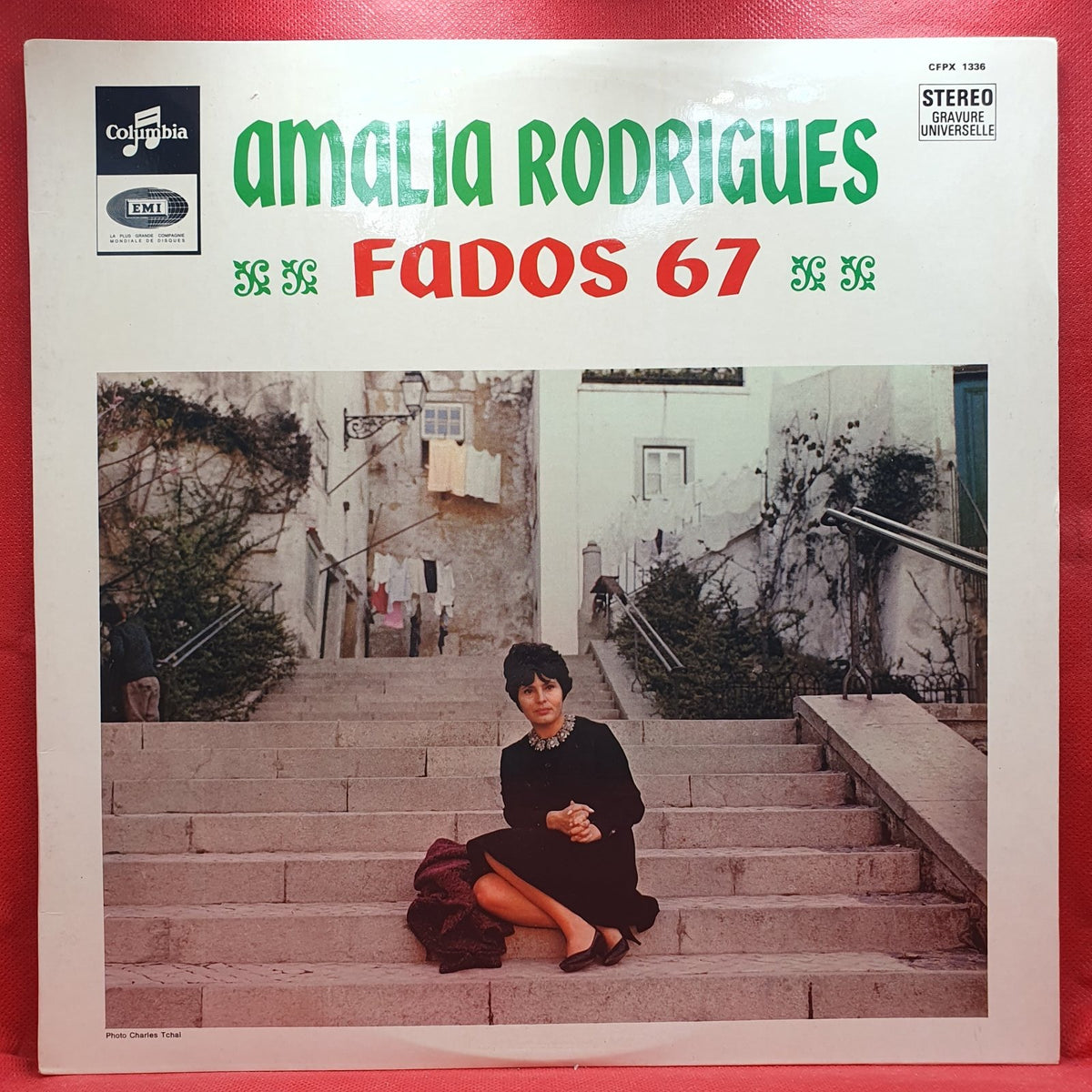Amália Rodrigues - Fados 67 (LP) · fotografia 1 · VSO#1451-3629