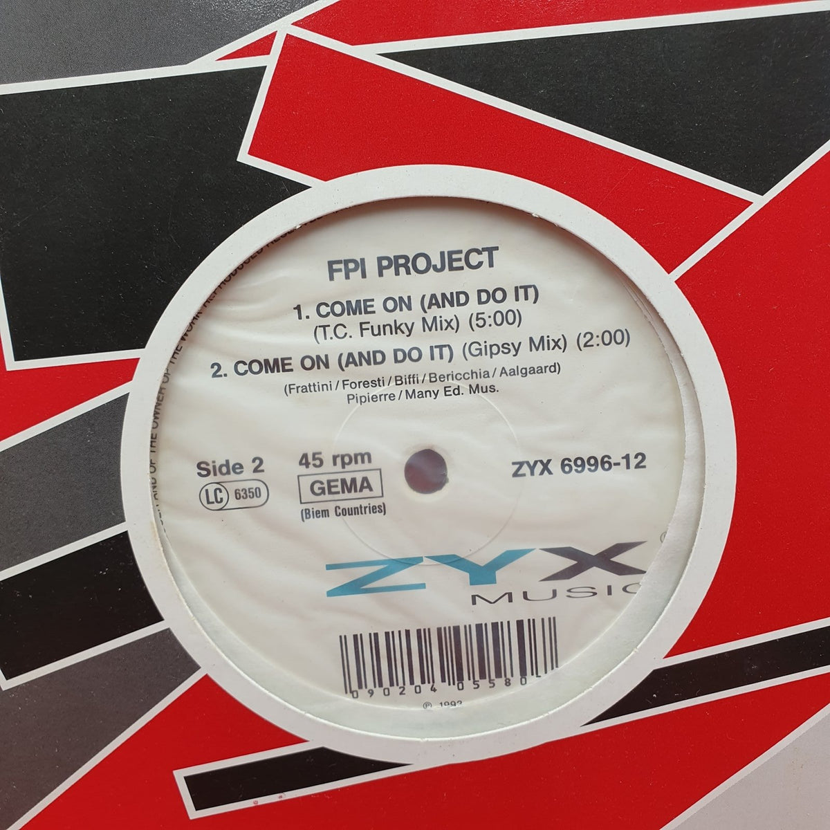 FPI Project - Come On (And Do It) (Maxis) · fotografia 2 · VSO#1554-3766