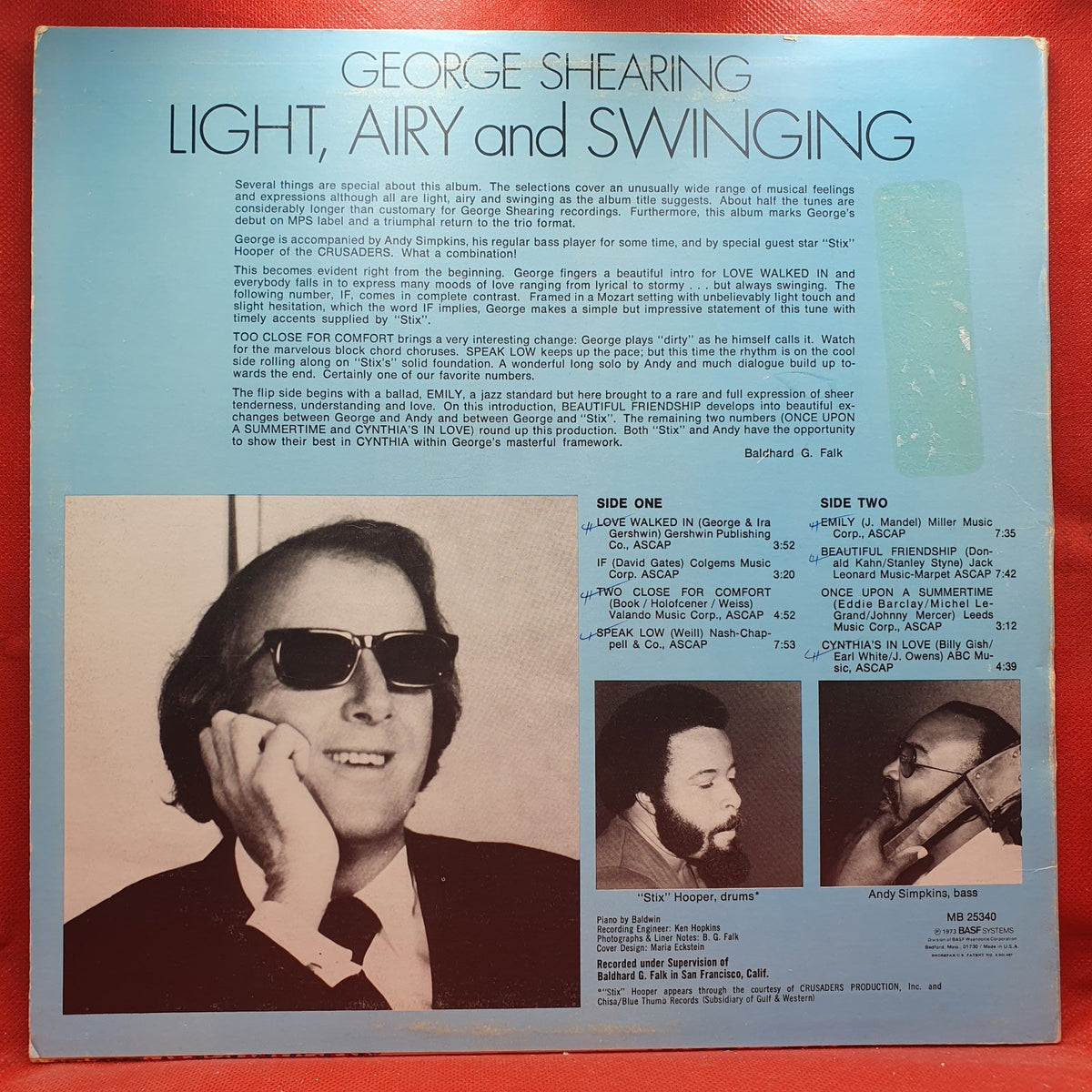 George Shearing - Light, Airy And Swinging (LP) · fotografia 2 · VSO#1637-3928