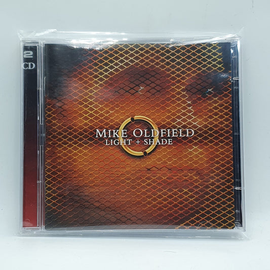 Mike Oldfield - Light + Shade (CD) · fotografia 1 · VSO#1737-4114