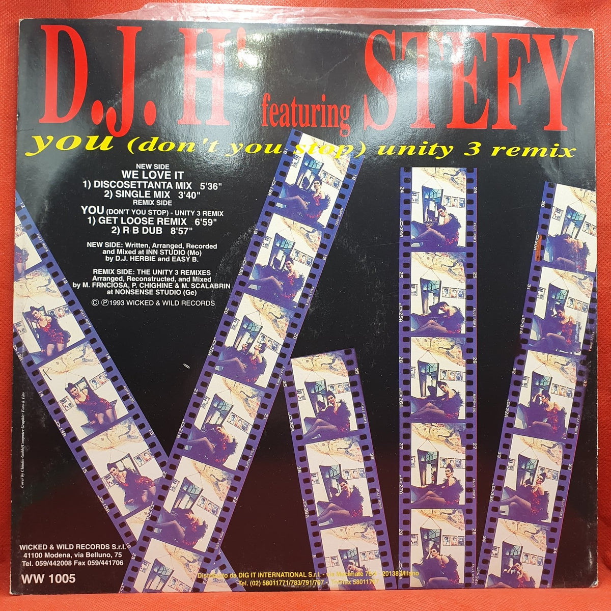 D.J. H' Featuring Stefy - We Love It / You (Don't You Stop) - Unity 3 Remix (Maxis) · fotografia 2 · VSO#1809-4480