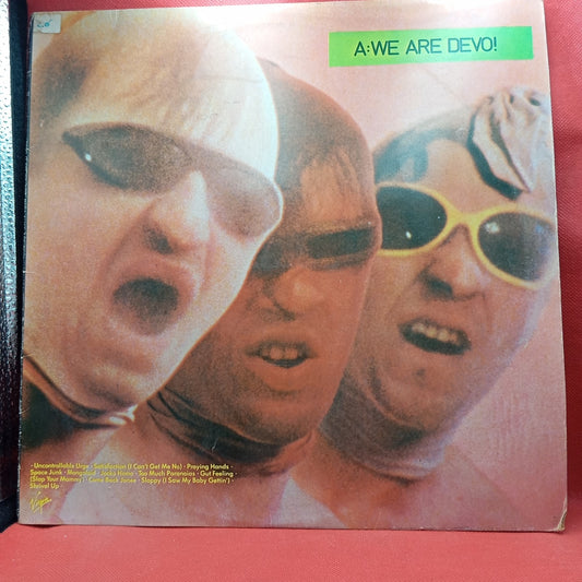 Devo - Q: Are We Not Men? A: We Are Devo! (LP) · fotografia 1 · VSO#399-986