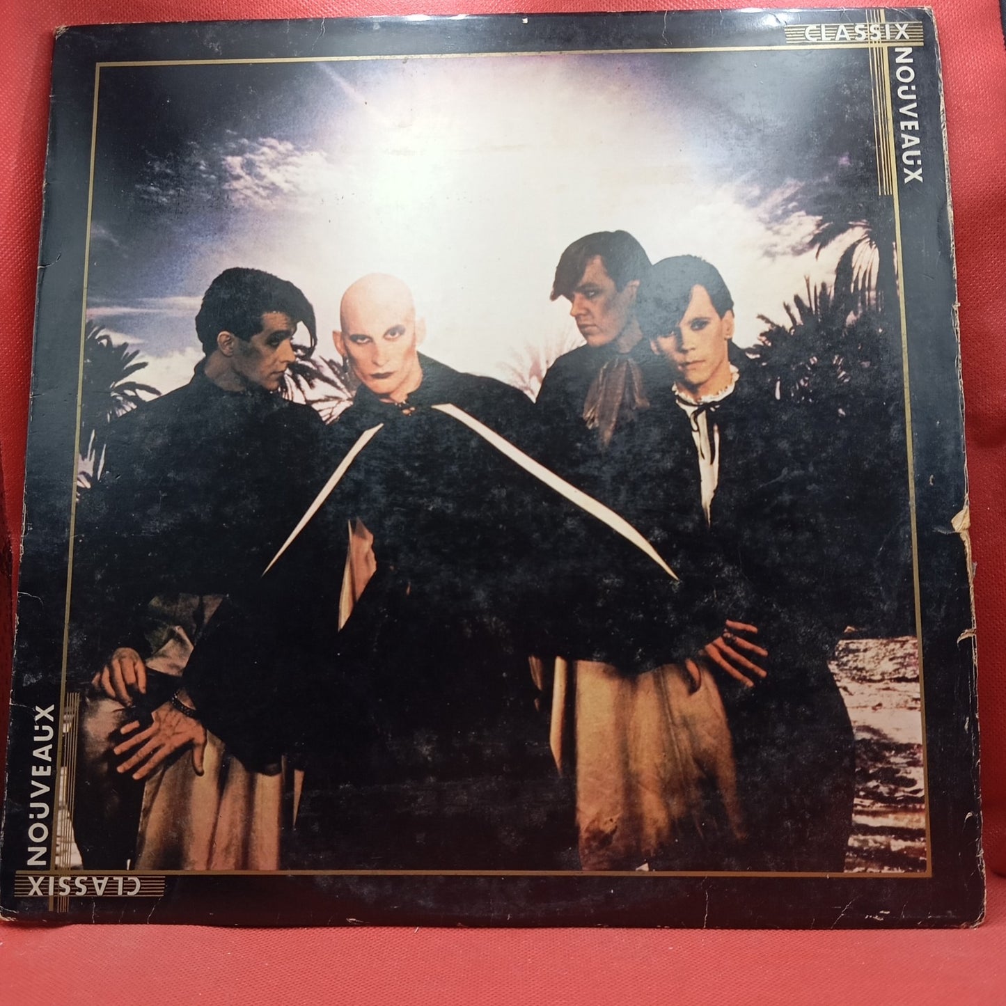 Classix Nouveaux - Night People (LP) · fotografia 1 · VSO#438-1044