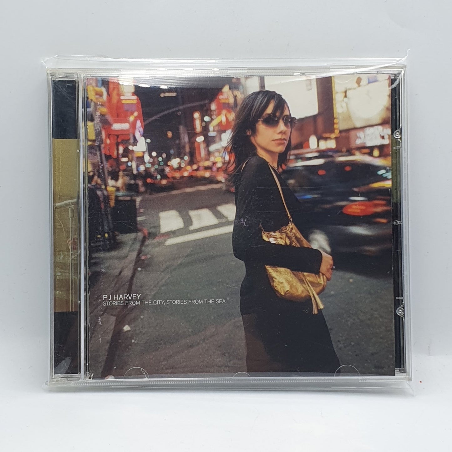 P J Harvey - Stories From The City, Stories From The Sea (CD) · fotografia 1 · VSO#481-1192