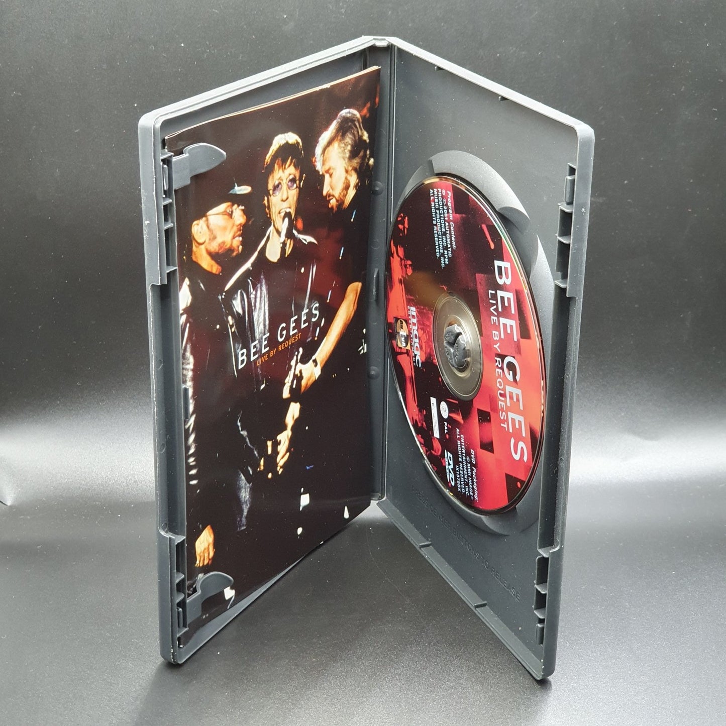 Bee Gees - Live By Request (DVD Música) · fotografia 2 · VSO#533-1424