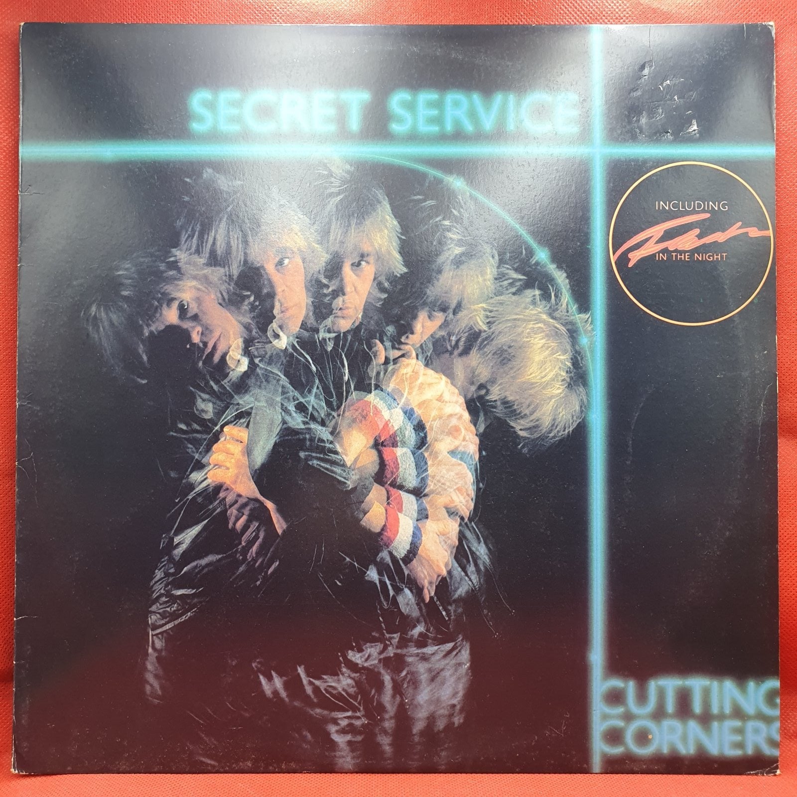 Secret Service - Cutting Corners (LP) · fotografia 1 · VSO#579-1569