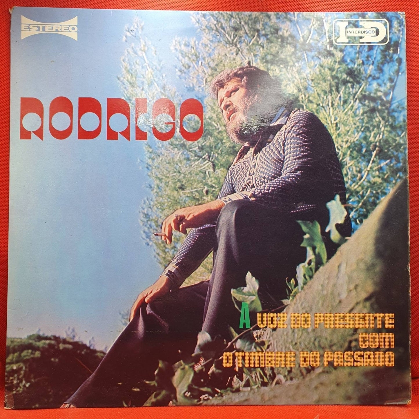 Rodrigo – A Voz Do Presente Com o Timbre Do Passado - Vinyl Store Online